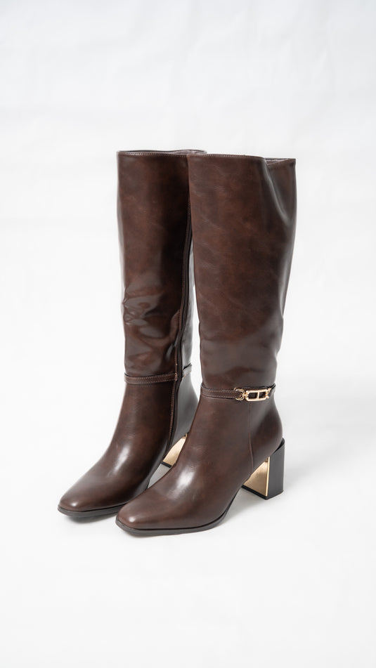 Bottes à talon avec bout doré