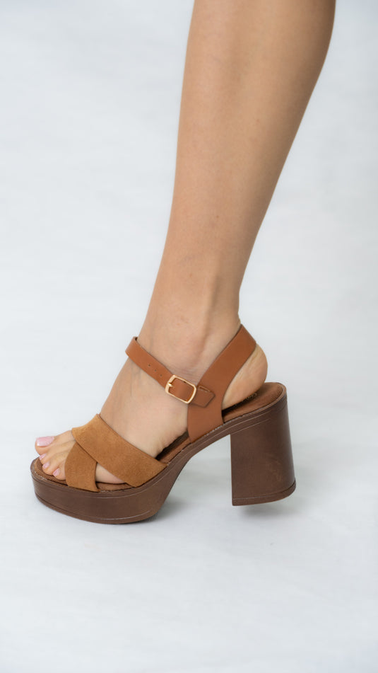 Sandales à talons avec plateforme