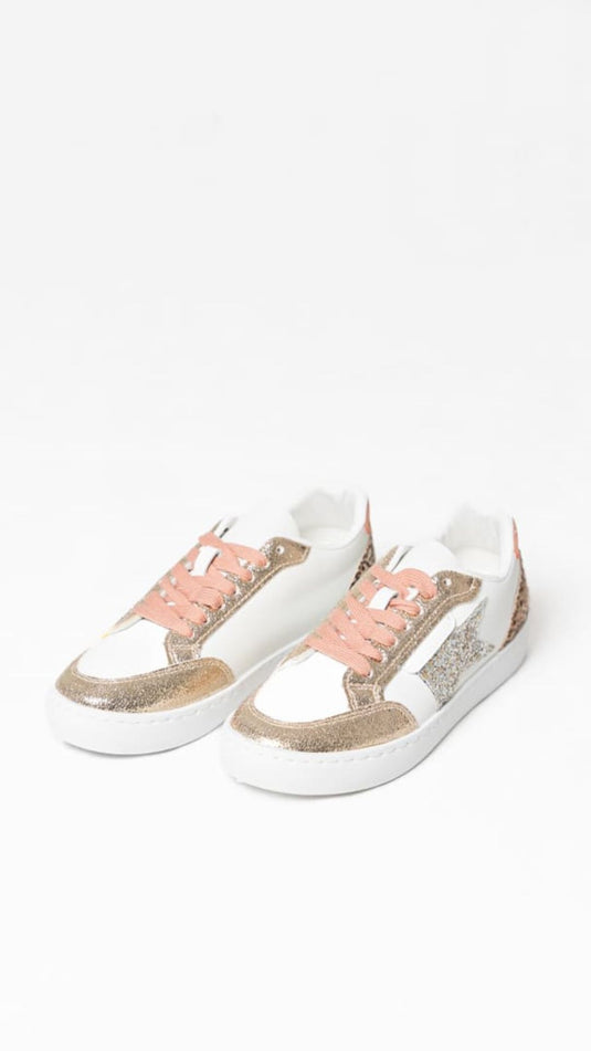 Baskets à lacets
